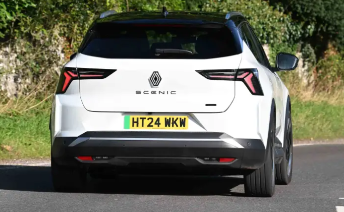 Renault Scenic E-Tech review