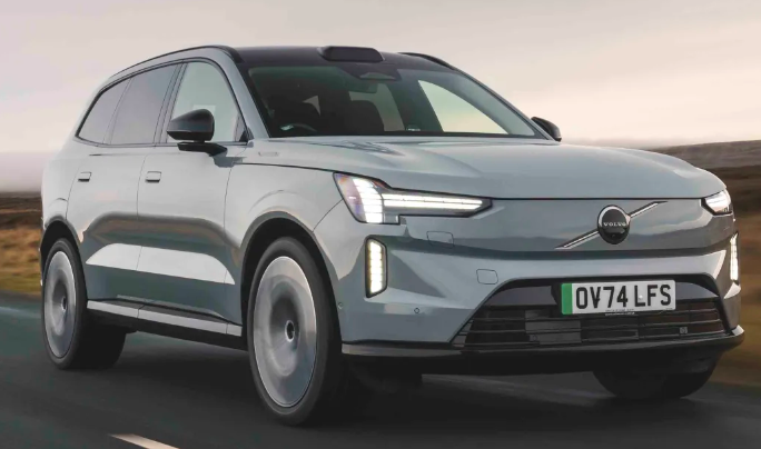 Volvo EX90 review